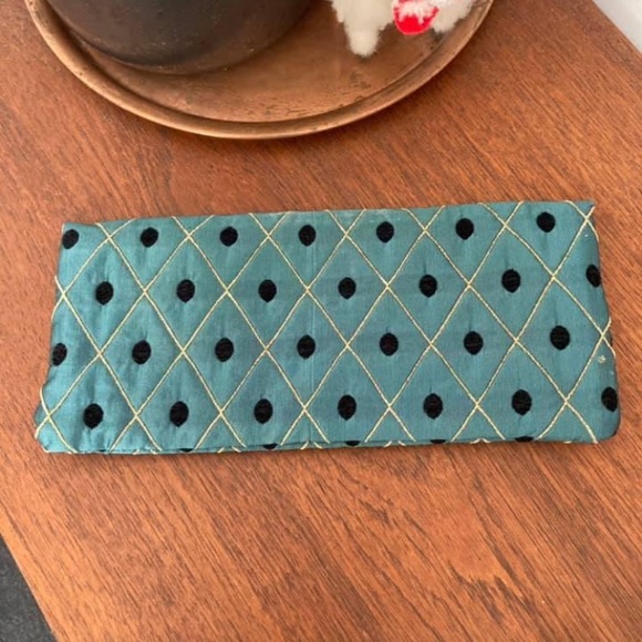 Quilted Clutch - Picture 2 of 3
